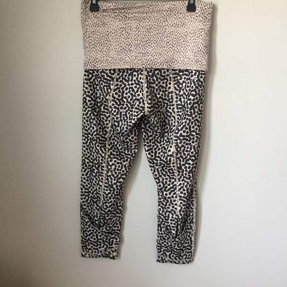 Lululemon legging - Picture 7 of 7